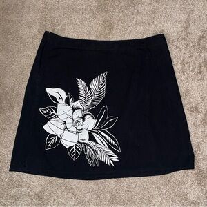 Venezia Black and White A-Line‎ Mini Skirt